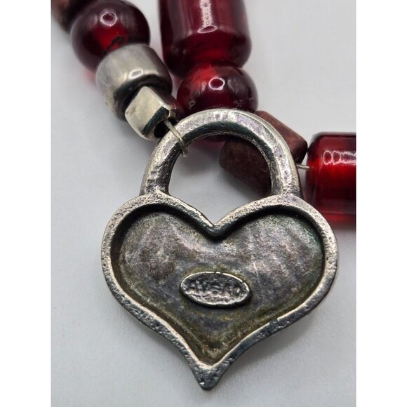 Vintage AVGAD Israeli signed Garnet Glass and Silver Bead Heart Necklace - Picture 10 of 10